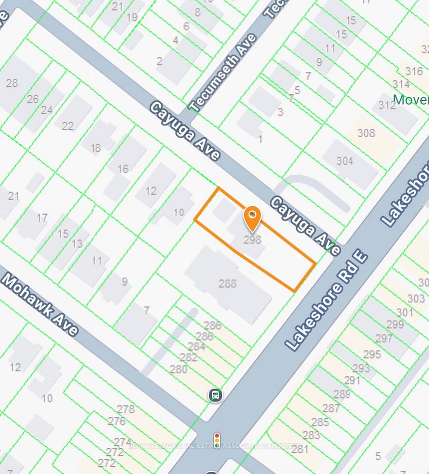 298 Lakeshore Road E, Mississauga, ON L5G 1H2