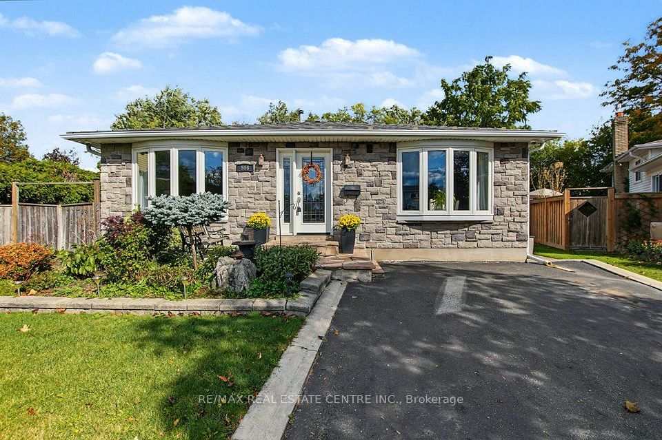 806 Hudson Court, Milton, ON L9T 3T4 at 806 Hudson Court, Milton, ON L9T 3T4, Milton, ON, L9T 3T4