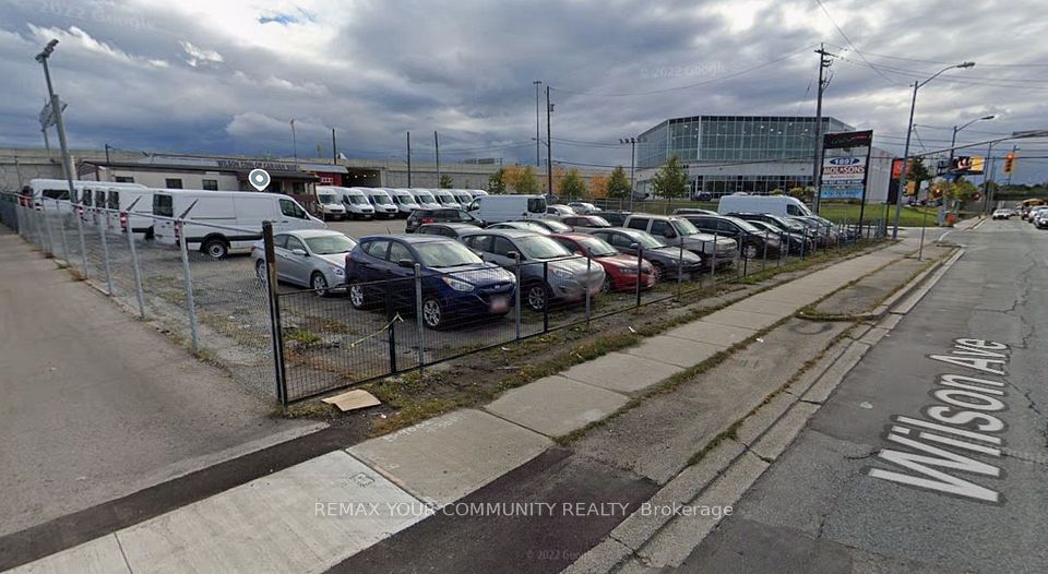 1897 Wilson Avenue, Toronto, ON M9M 1A2