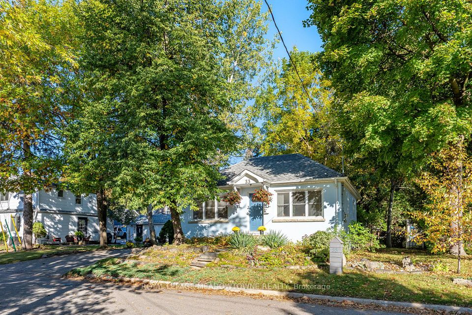 33 Durham Street, Halton Hills, ON L7G 1Z8 at 33 Durham Street, Halton Hills, ON L7G 1Z8, Halton Hills, ON, L7G 1Z8