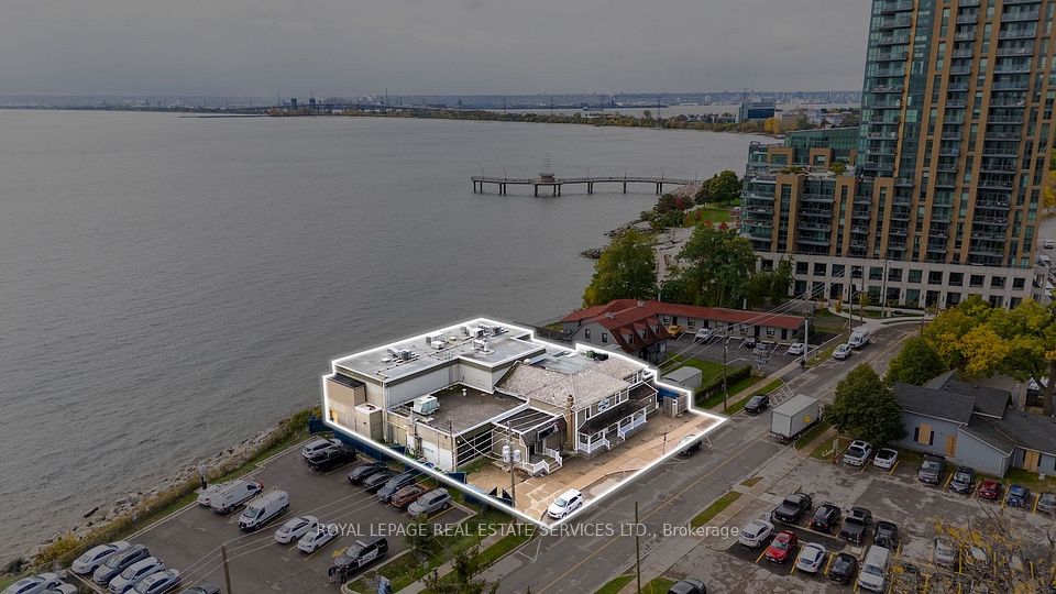 2084 Old Lakeshore Road, Burlington, ON L7R 1A3