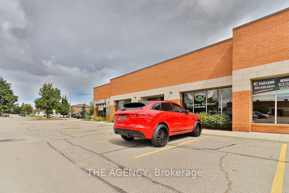 3176 Ridgeway Drive, Mississauga, ON L5L 5S7