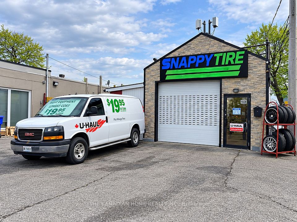 811 Lakeshore Road, Mississauga, ON L5E 1C8