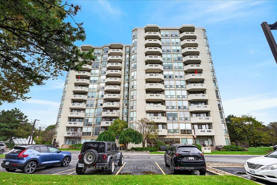 Condo Apartment at 5080 Pinedale Avenue 804, Burlington, ON L7L 5V7, Burlington