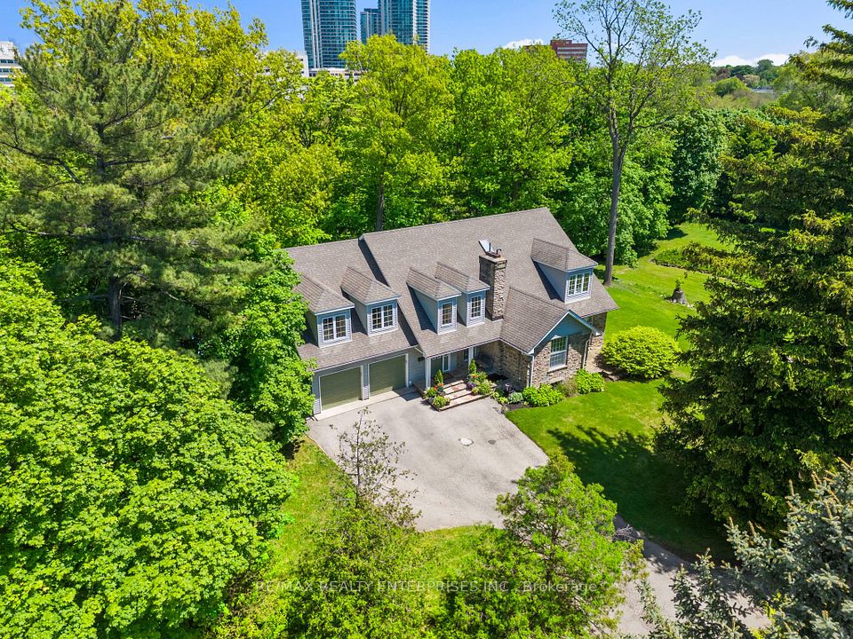 Detached at 1690 Sherway Drive, Mississauga, ON L4X 1C7, Mississauga