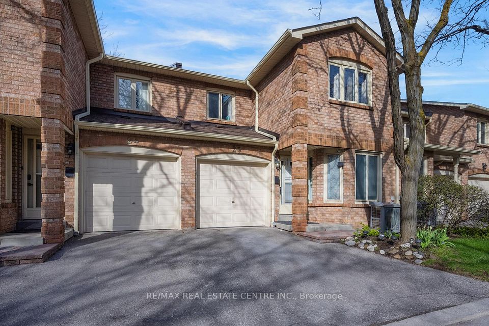 Condo Townhouse at 5020 Delaware Drive 25, Mississauga, ON L4Z 3C7, Mississauga
