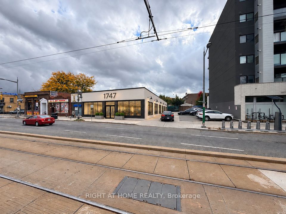 1745,1747 & 1753 St. Clair Avenue W, Toronto, ON M6N 1J4