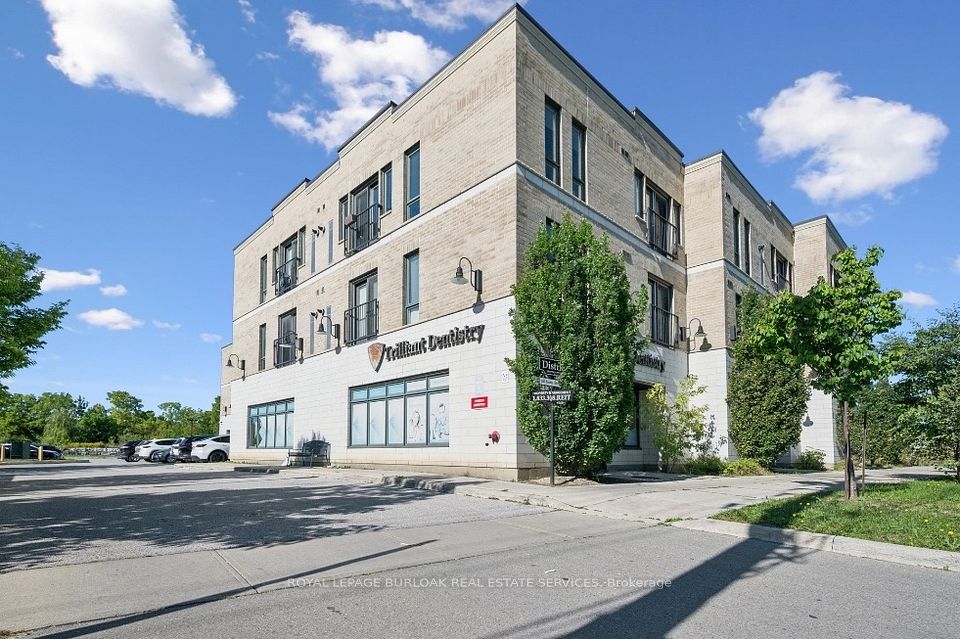 100 Bronte Street S, Milton, ON L9T 1Y8