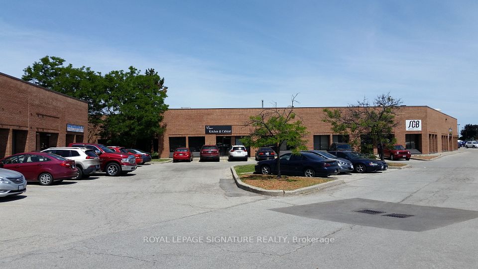 37 Kodiak Crescent 1, Toronto, ON M3J 3E5
