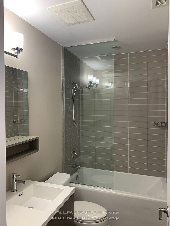 457 Plains Road E 403, Burlington, ON L7T 0B8 17