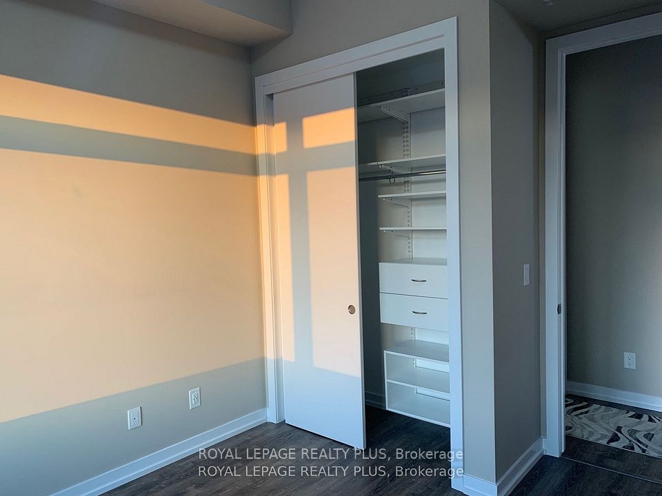 457 Plains Road E 403, Burlington, ON L7T 0B8 16