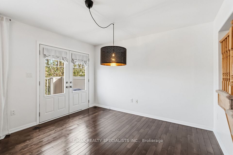 3050 Rotary Way 54, Burlington, ON L7M 0G8 7