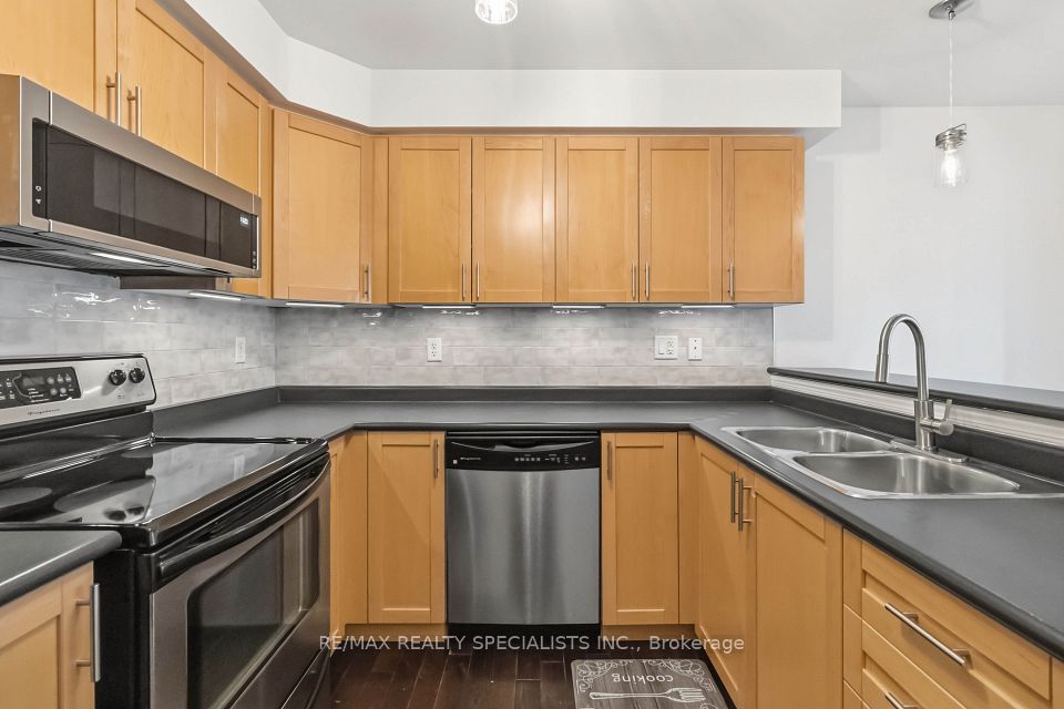 3050 Rotary Way 54, Burlington, ON L7M 0G8 14
