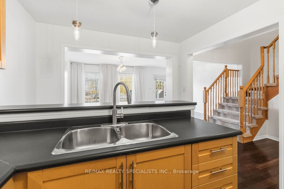 3050 Rotary Way 54, Burlington, ON L7M 0G8 16