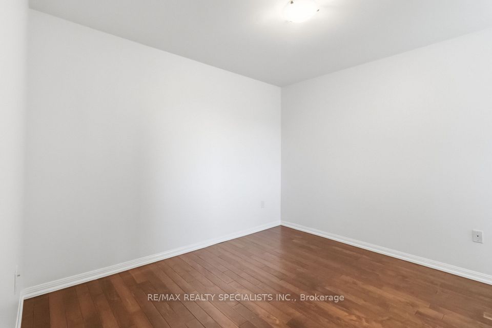 3050 Rotary Way 54, Burlington, ON L7M 0G8 25