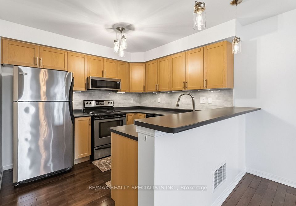 3050 Rotary Way 54, Burlington, ON L7M 0G8 13
