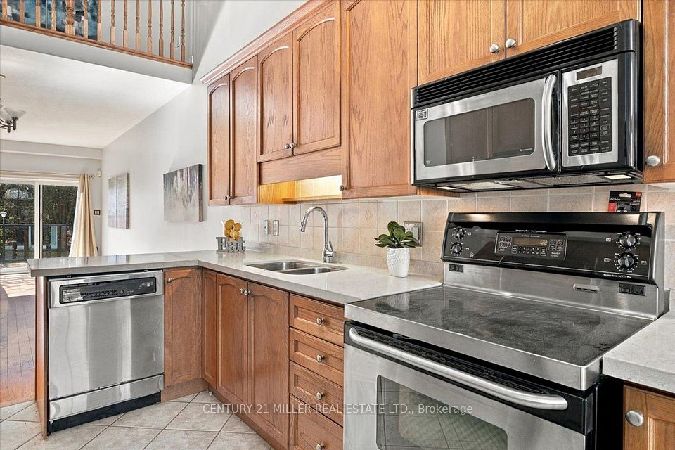 4066 Medland Drive, Burlington, ON L7M 4Z6 11