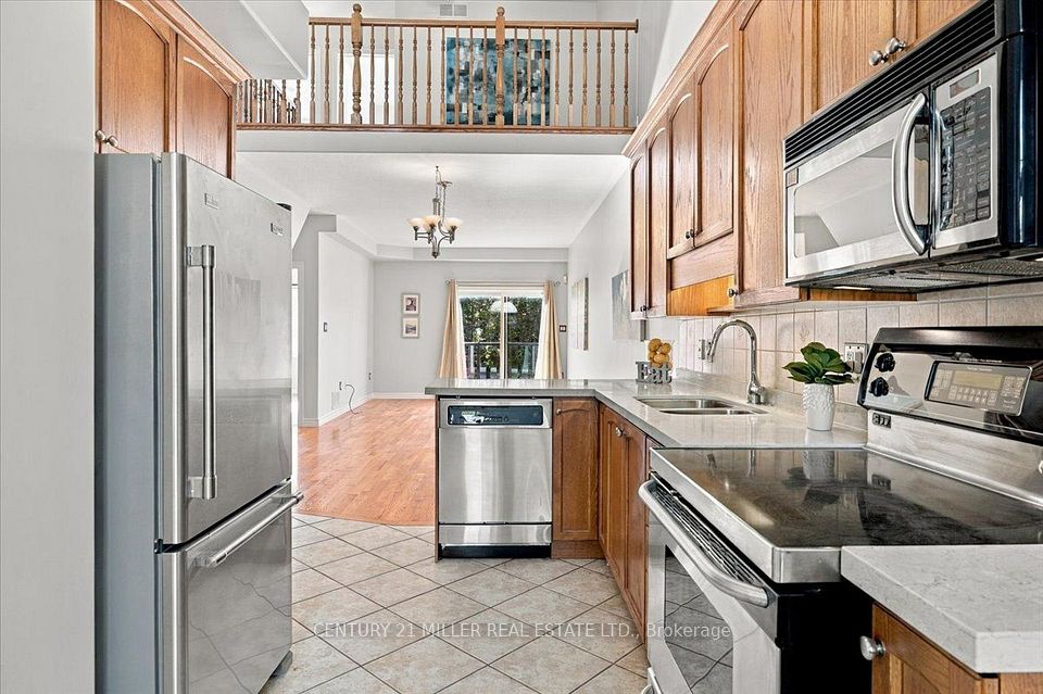 4066 Medland Drive, Burlington, ON L7M 4Z6 10