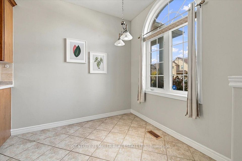4066 Medland Drive, Burlington, ON L7M 4Z6 13