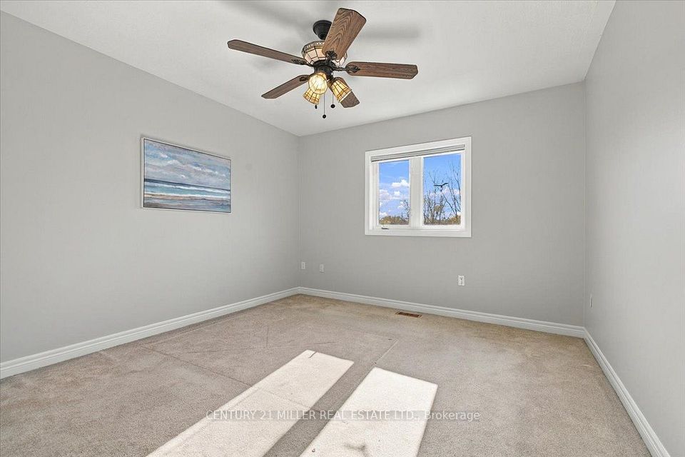 4066 Medland Drive, Burlington, ON L7M 4Z6 25
