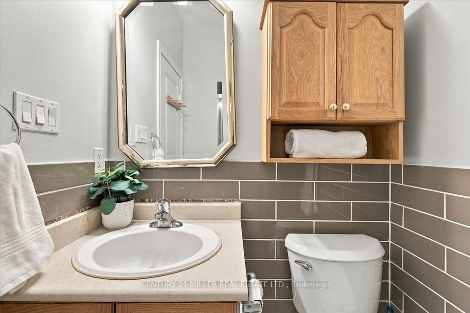4066 Medland Drive, Burlington, ON L7M 4Z6 20