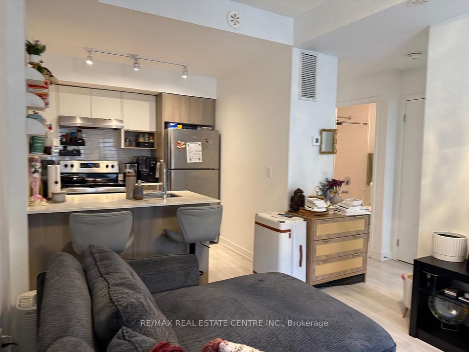 1137 Cooke Boulevard 214, Burlington, ON L7T 0C3 15