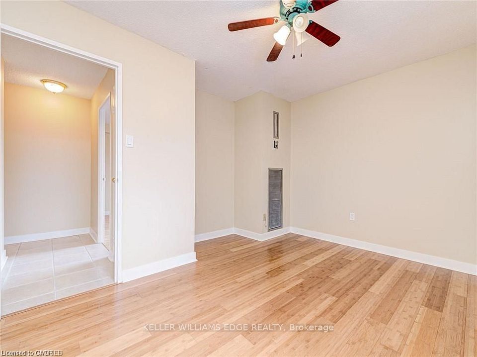 2055 Upper Middle Road 302, Burlington, ON L7P 3P4 11