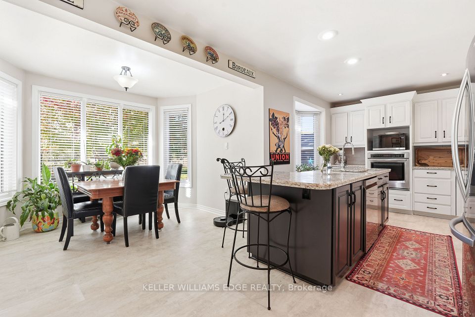 1360 Waterdown Road, Burlington, ON L7P 4Z9 9