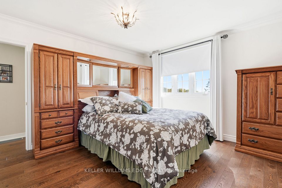 1360 Waterdown Road, Burlington, ON L7P 4Z9 24