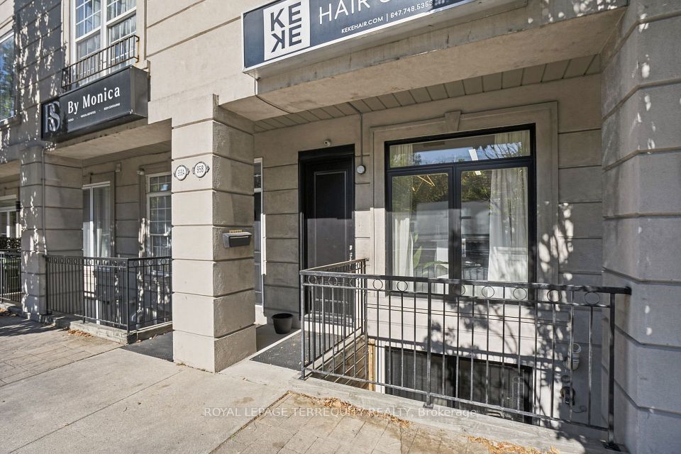 958 The Queensway, Toronto, ON M8Z 1P5