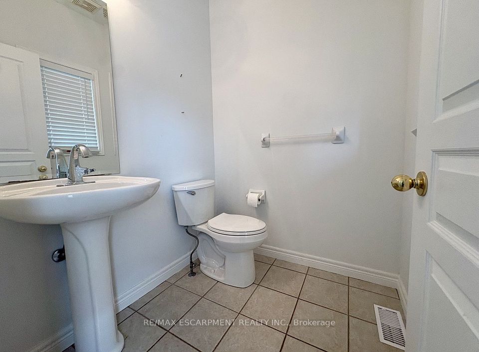 5325 APPLEGARTH Drive, Burlington, ON L7L 6V3 12