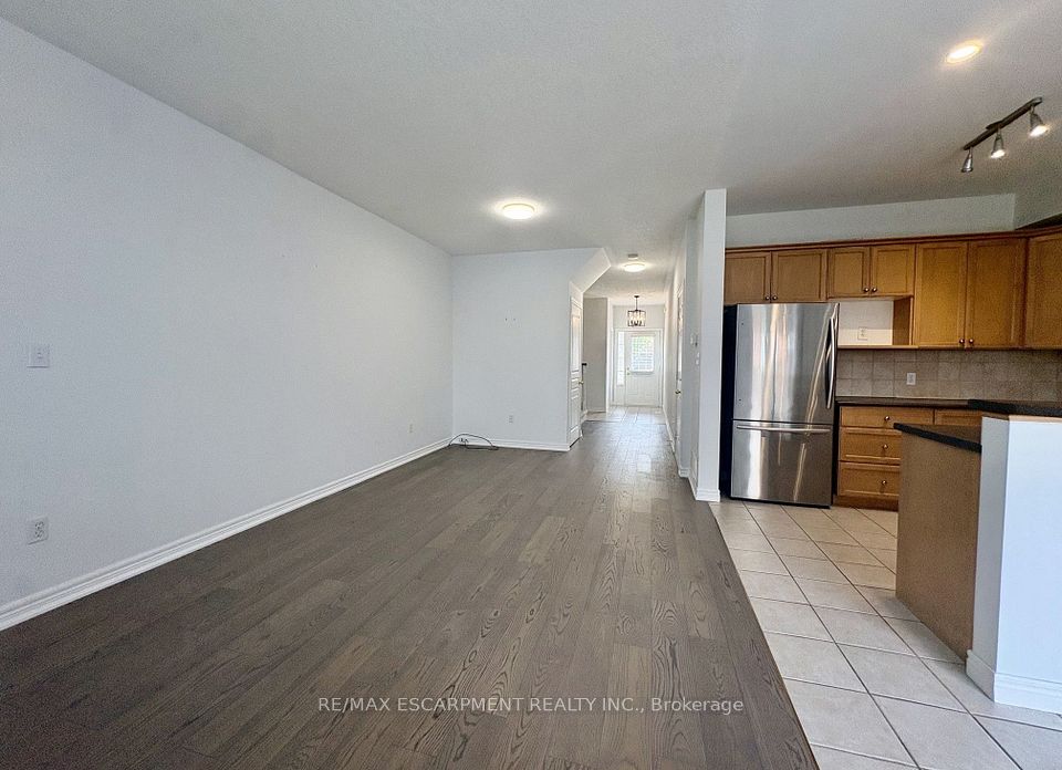 5325 APPLEGARTH Drive, Burlington, ON L7L 6V3 11