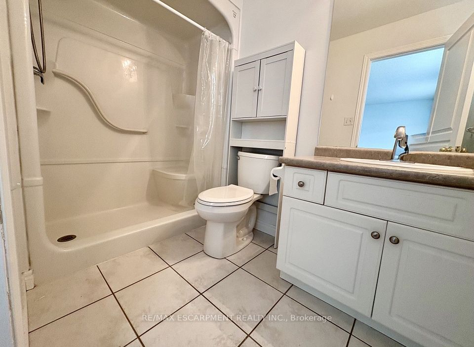 5325 APPLEGARTH Drive, Burlington, ON L7L 6V3 17