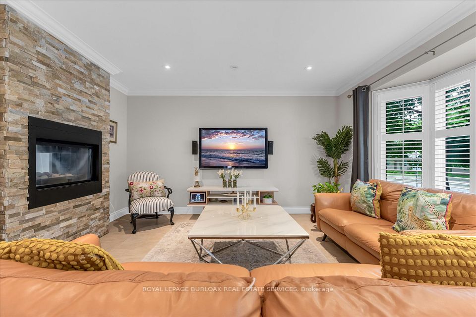 2110 New Street 6, Burlington, ON L7R 1H8 8