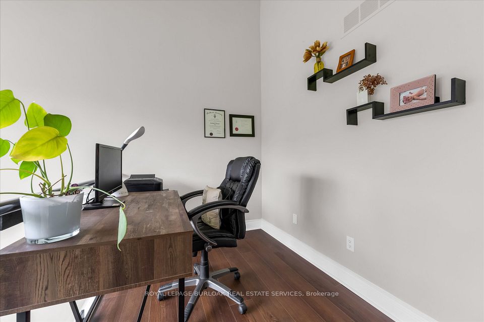 2110 New Street 6, Burlington, ON L7R 1H8 16
