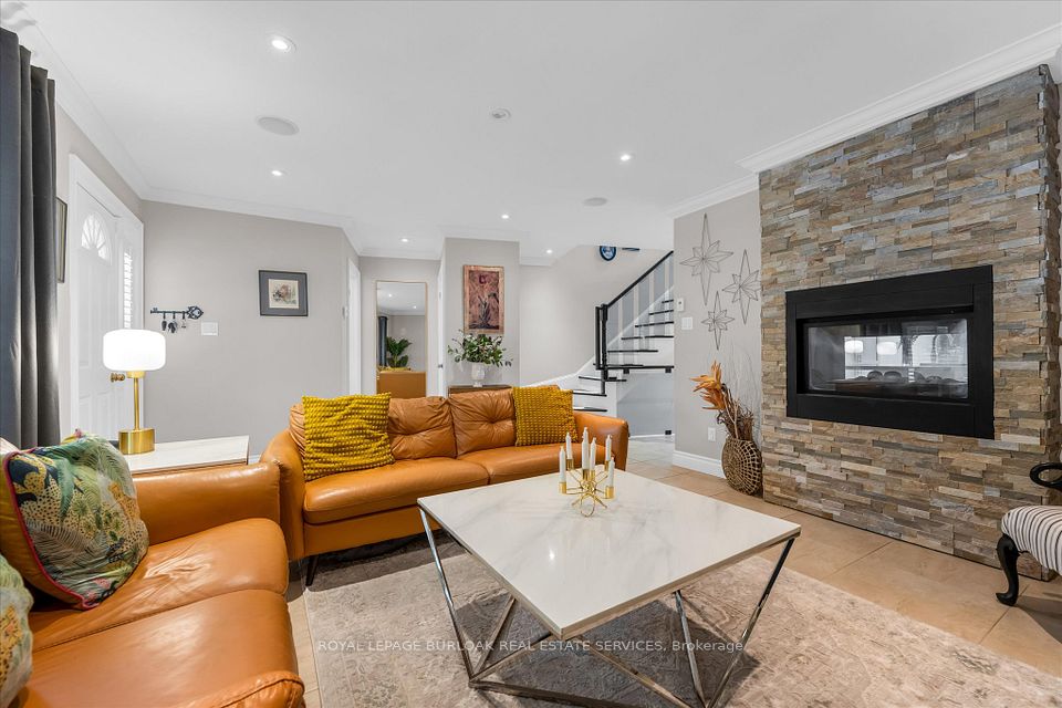 2110 New Street 6, Burlington, ON L7R 1H8 6