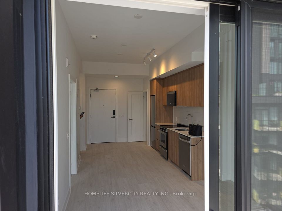 Condo Apartment at 3008 William Cutmore Boulevard 716, Oakville, ON L6H 8E7