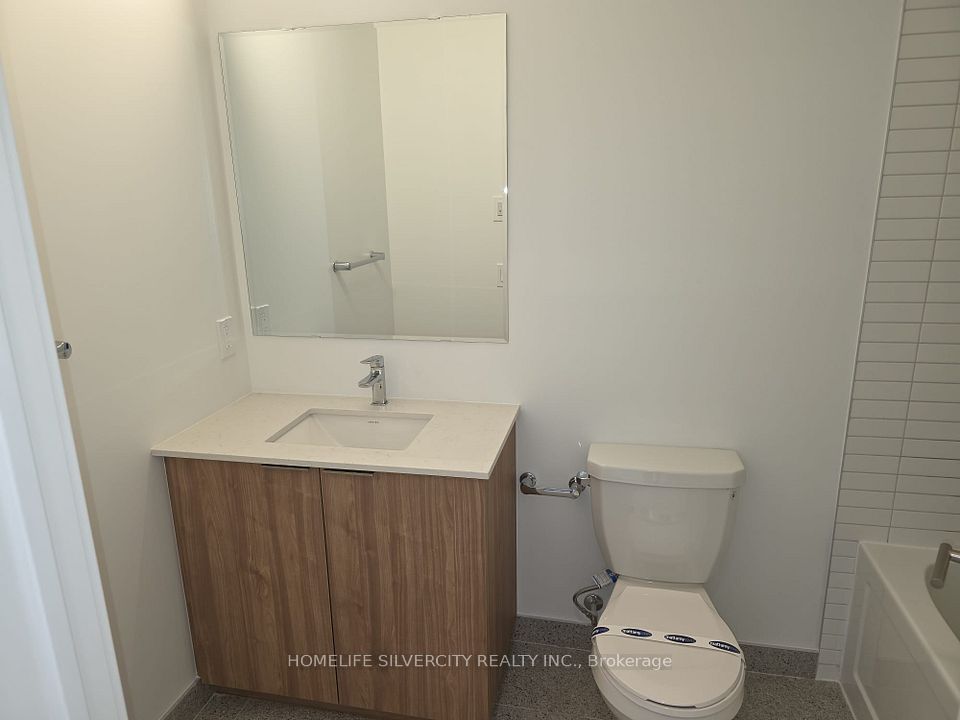3008 William Cutmore Boulevard 716, Oakville, ON L6H 8E7 6
