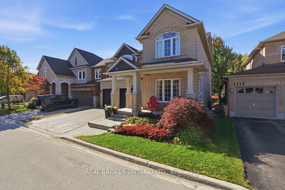 5230 Rome Crescent, Burlington, ON L7L 7B7 3