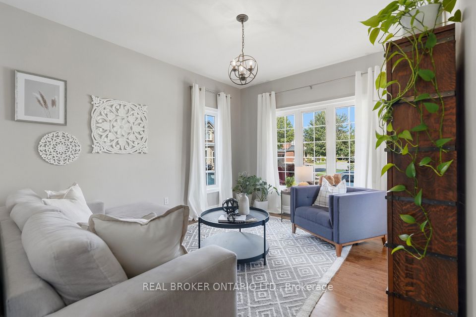5230 Rome Crescent, Burlington, ON L7L 7B7 6