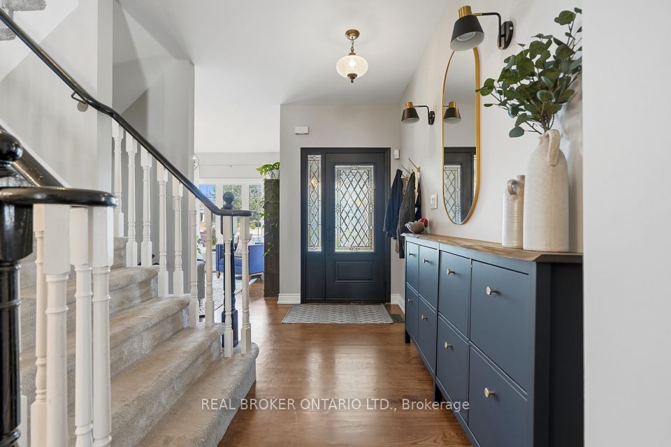 5230 Rome Crescent, Burlington, ON L7L 7B7 4