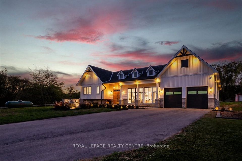 521 Old York Road, Burlington, ON L7P 4Y6 2