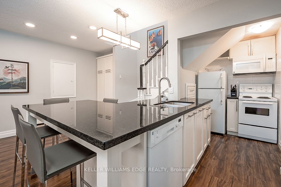 432 Burlington Avenue 6, Burlington, ON L7S 1R4 5