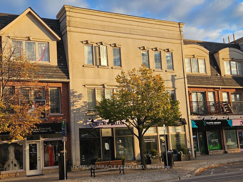 2346 Lakeshore Road W, Oakville, ON L6L 3H8 2