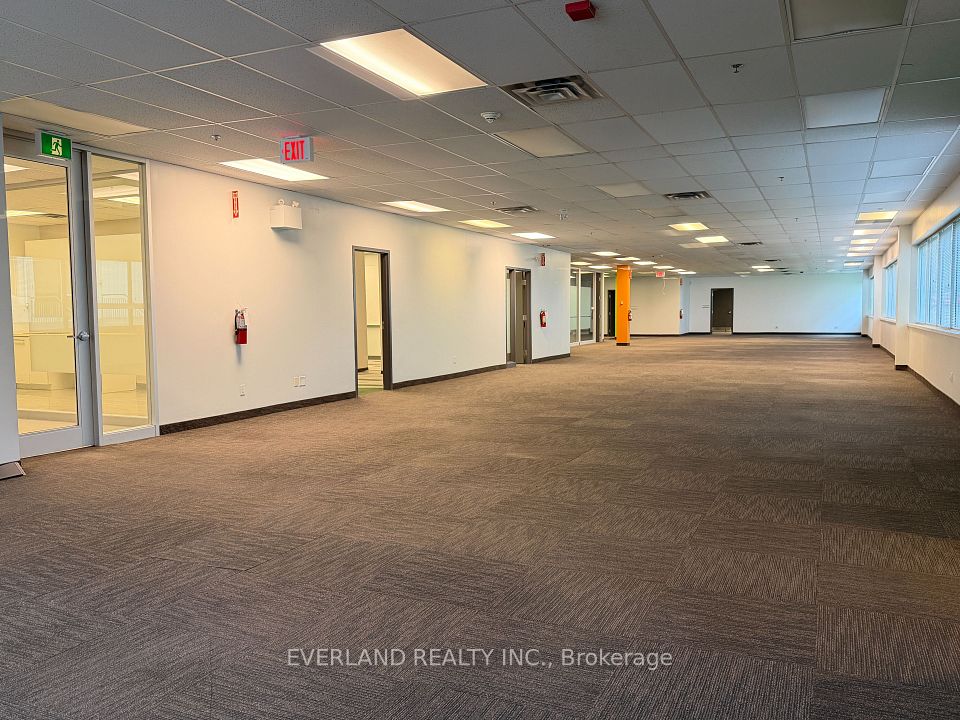 Office at 1450 Appleby Line 1B, Burlington, ON L7L 6V1