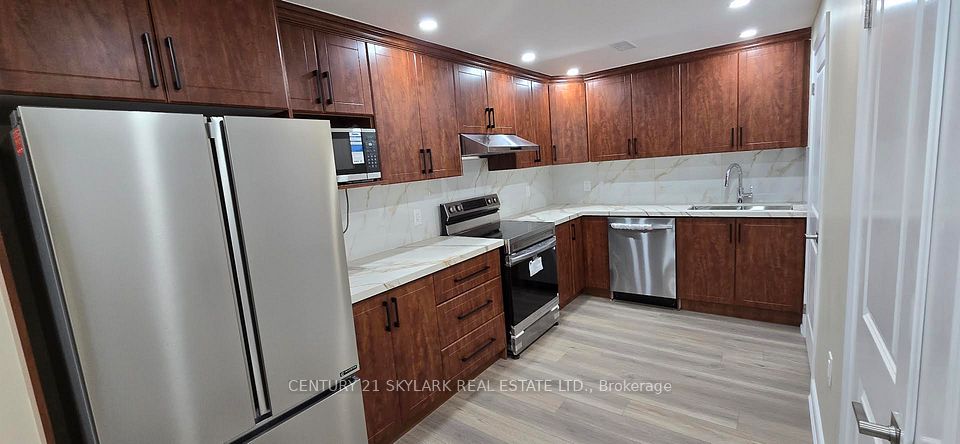 1282 Hilton Lane Lower Level, Oakville, ON L6M 2V2 5