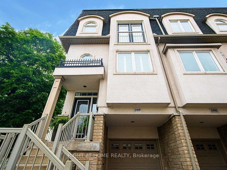 Att/Row/Townhouse at 2468 Scholars Common, Burlington, ON L7P 2W2