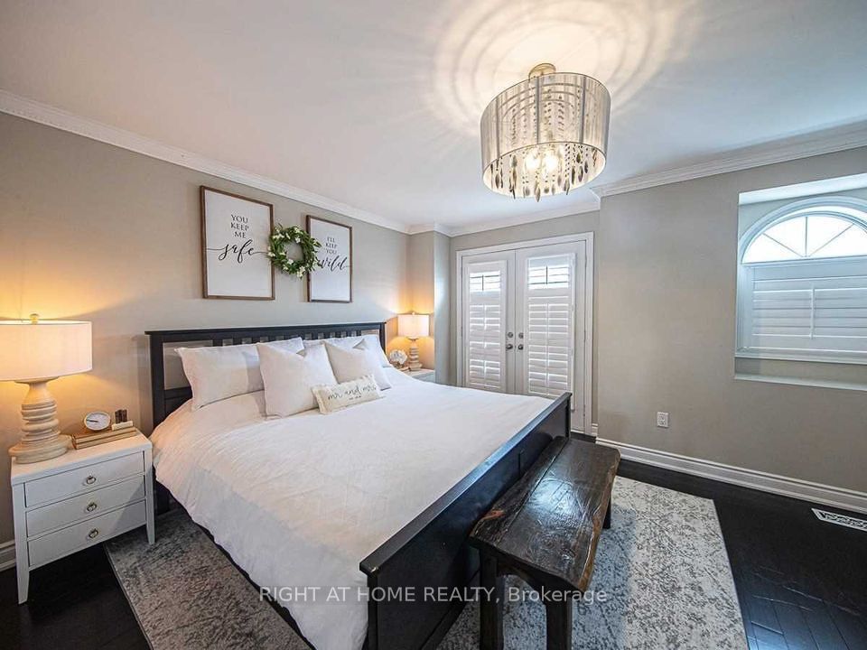 2468 Scholars Common, Burlington, ON L7P 2W2 7