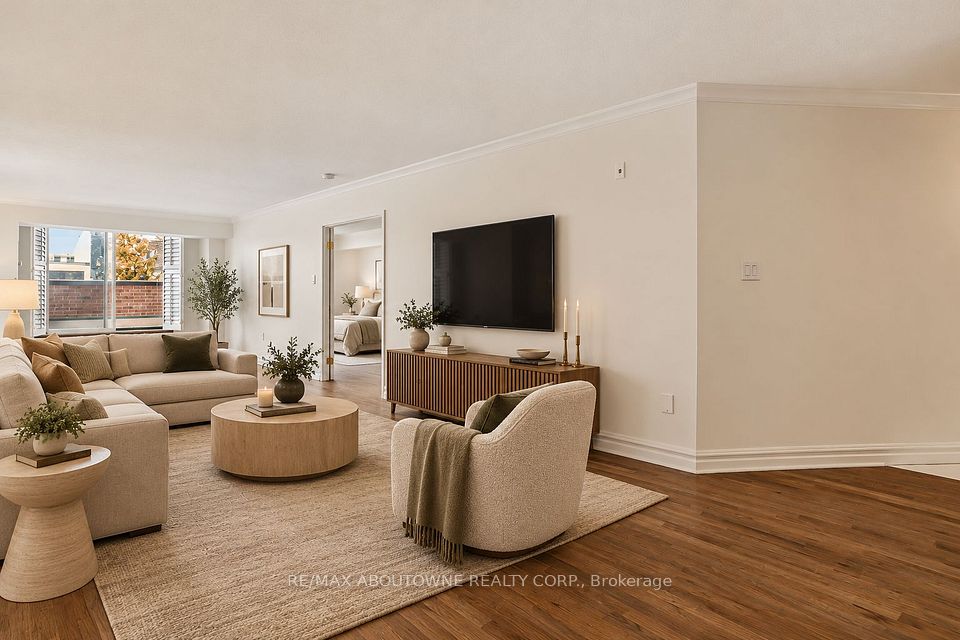 221 Robinson Street 215, Oakville, ON L6J 7N9 7