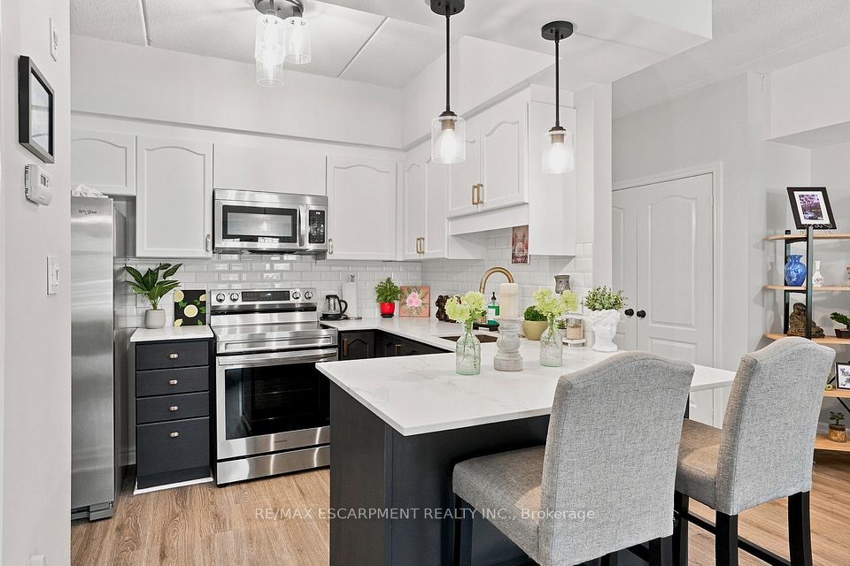 4016 Kilmer Drive 101, Burlington, ON L7M 5A7 17